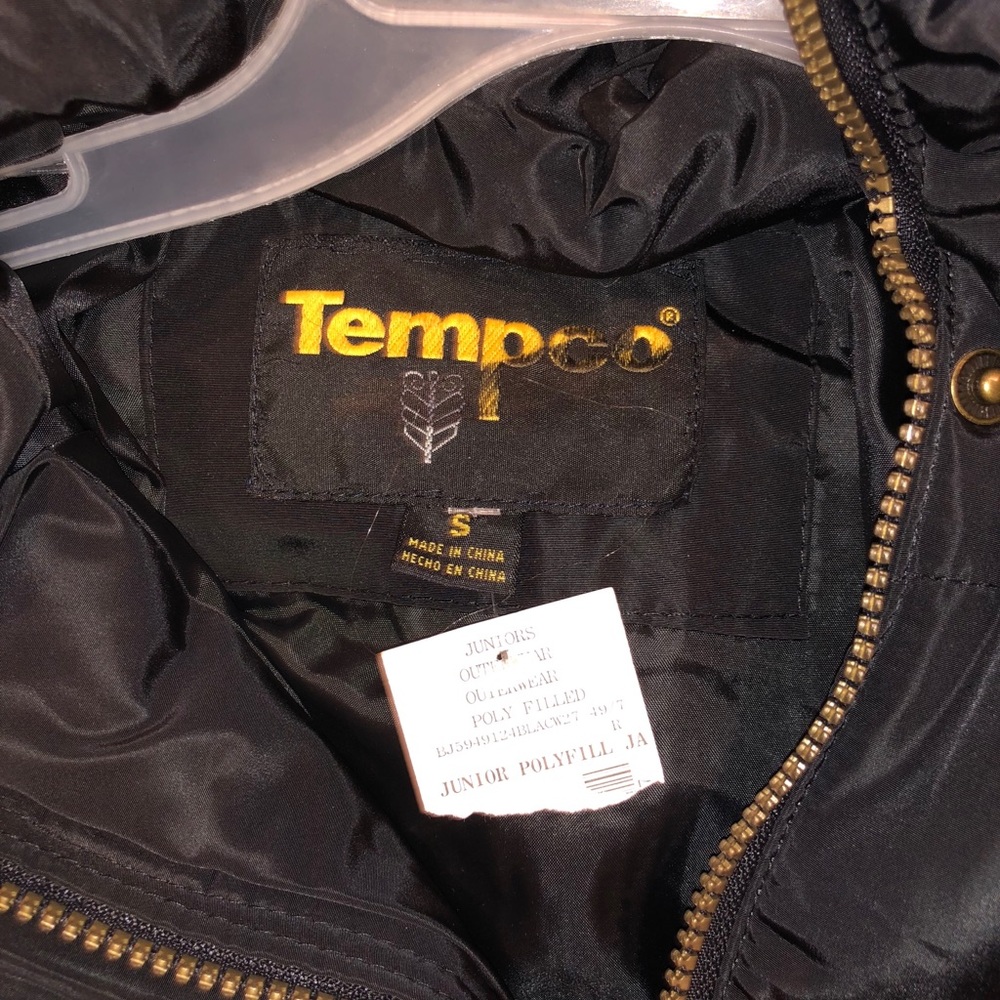 Puffer jacket. - Picture 3 of 4